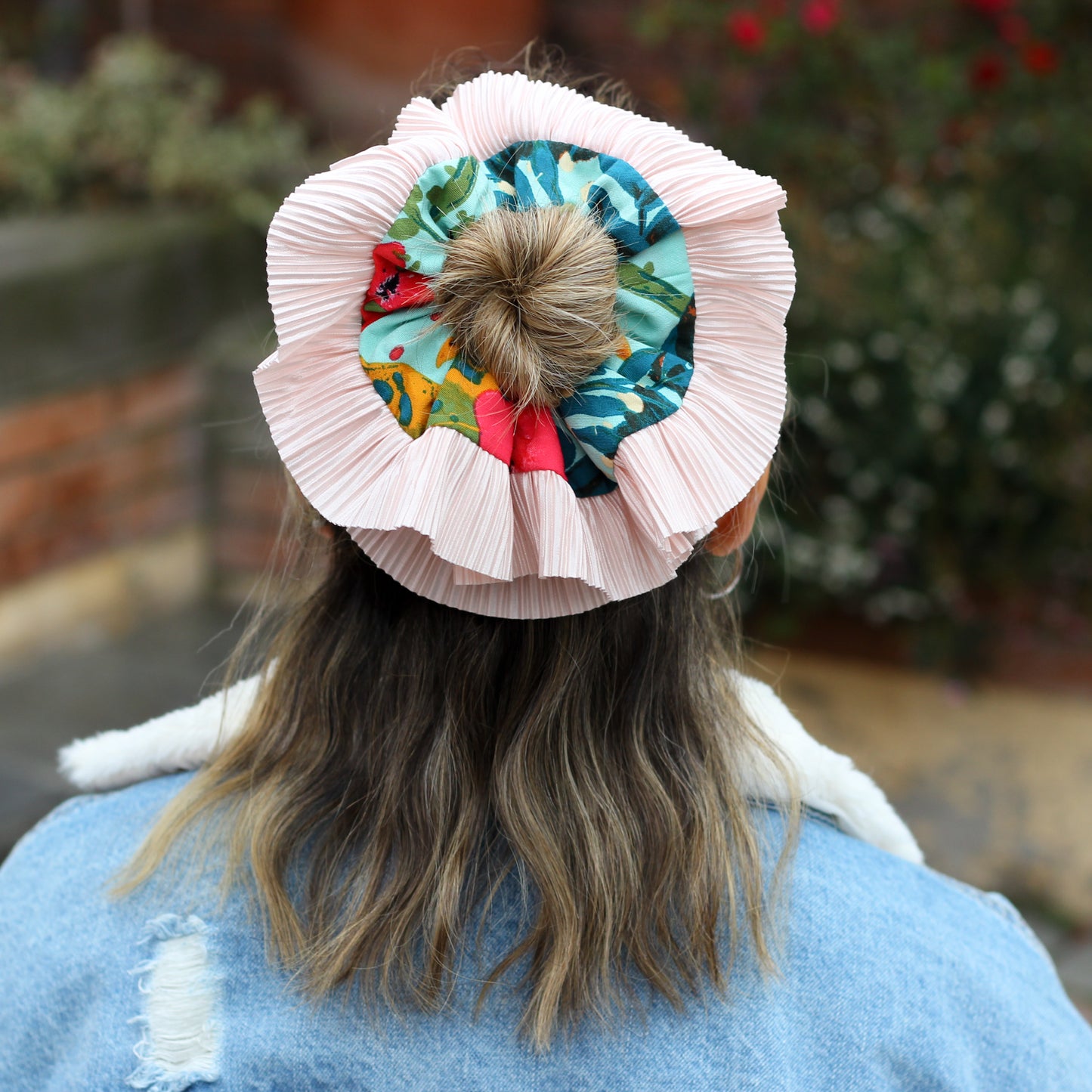 Scrunchie Petunia