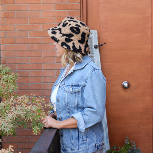 Bucket Hat negro print