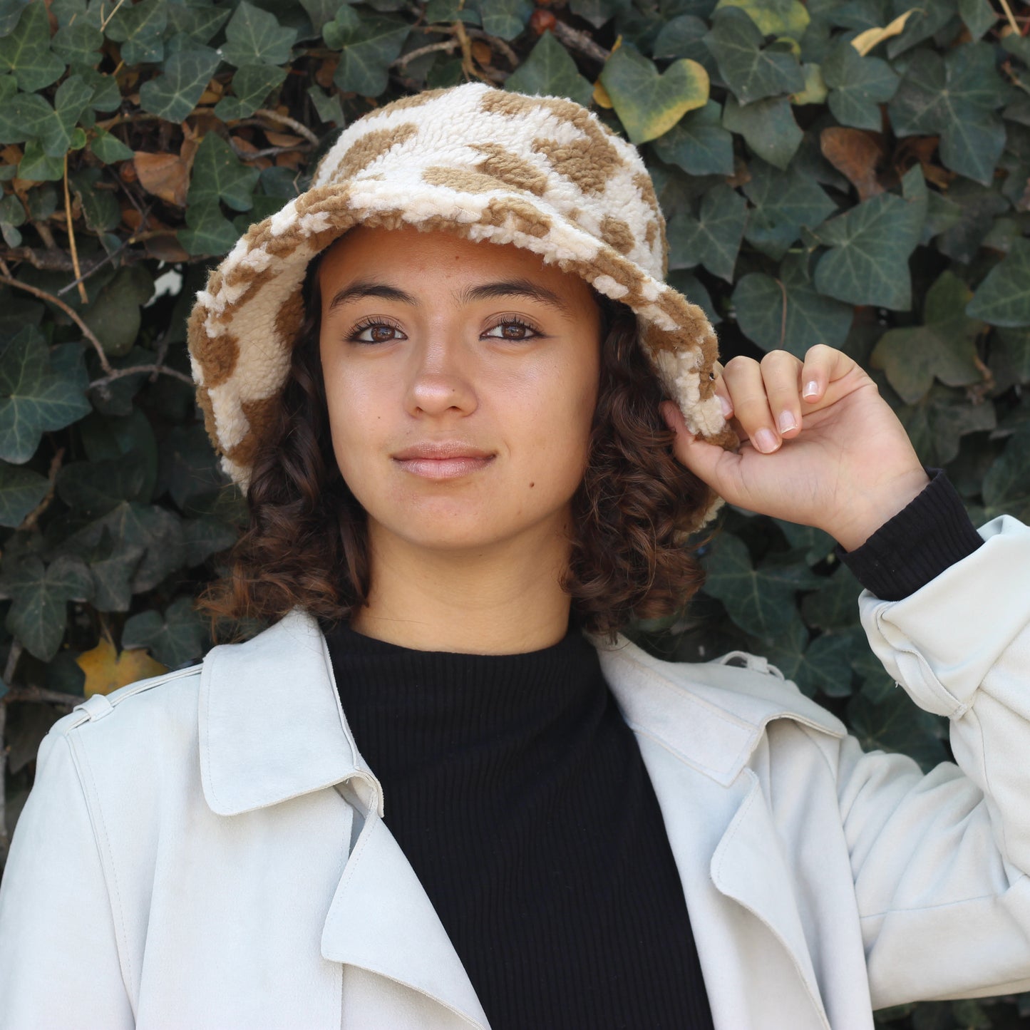 Bucket Hat café y beige